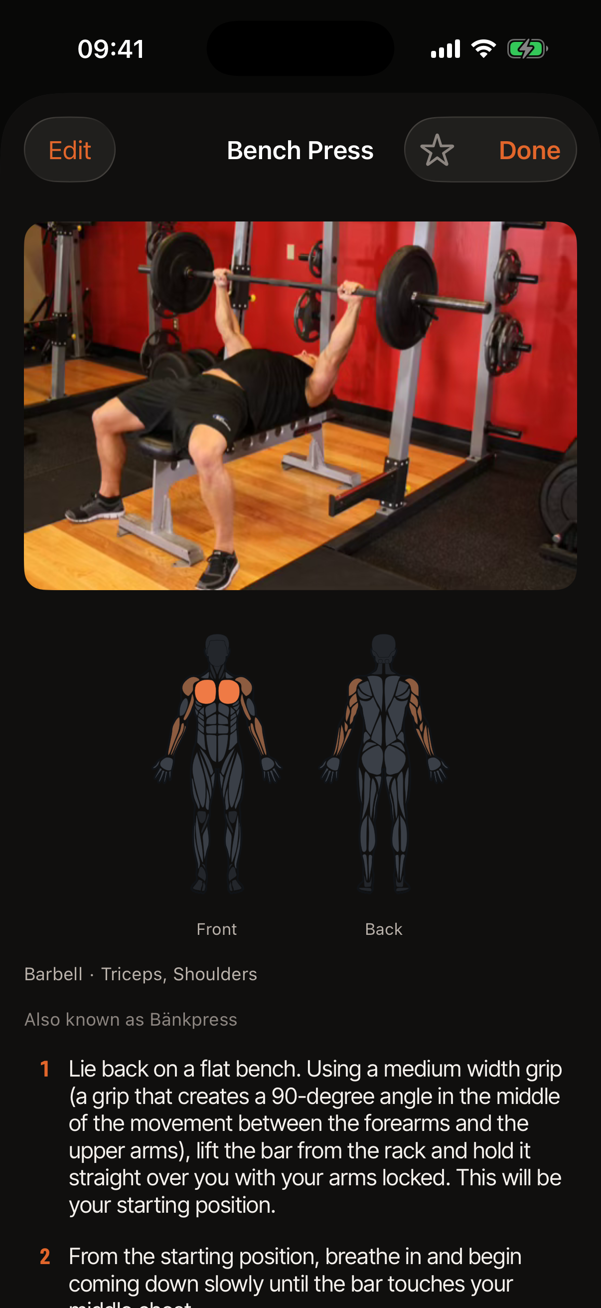 Bench Press detail: a demonstration photo, front and back muscle maps with primary and secondary muscles shaded, step-by-step instructions and the Swedish name.